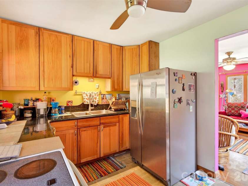 522 Old Us 70 Highway, Old Fort, NC 28762.  MLS# CAR4369117, YatesRealty ID 11874. 