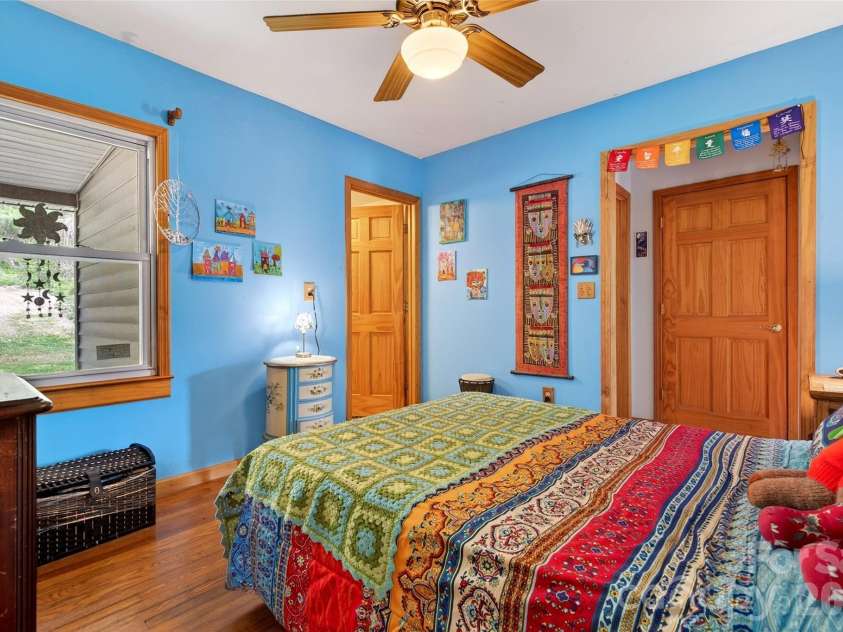 522 Old Us 70 Highway, Old Fort, NC 28762.  MLS# CAR4369117, YatesRealty ID 11874. 