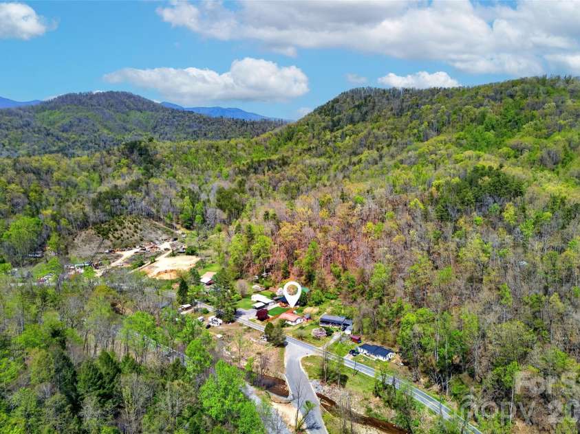 522 Old Us 70 Highway, Old Fort, NC 28762.  MLS# CAR4369117, YatesRealty ID 11874. 