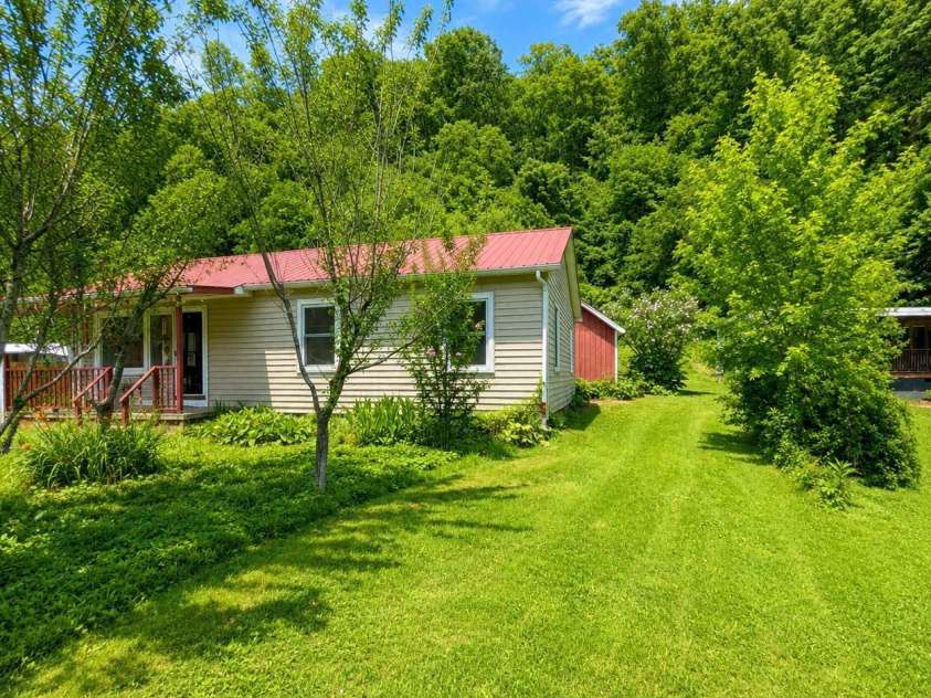 522 Old Us 70 Highway, Old Fort, NC 28762.  MLS# CAR4369117, YatesRealty ID 11874. Large flat yard.