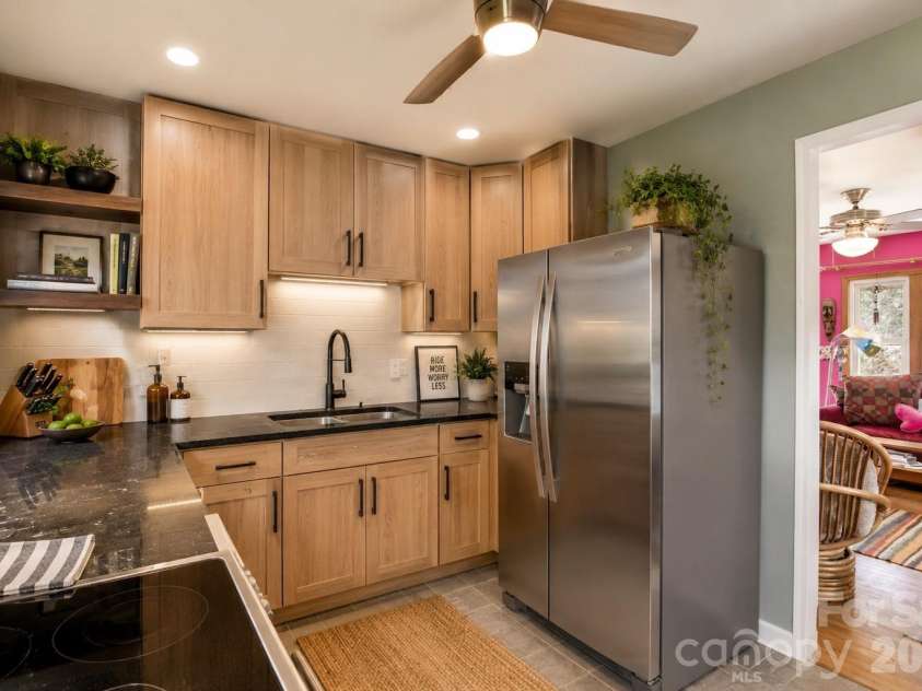 522 Old Us 70 Highway, Old Fort, NC 28762.  MLS# CAR4369117, YatesRealty ID 11874. Updated kitchen ideas.