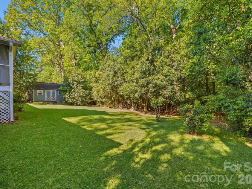 407 Pine Street, Fort Mill, SC 29715.  MLS# CAR4368625, YatesRealty ID 11875. 