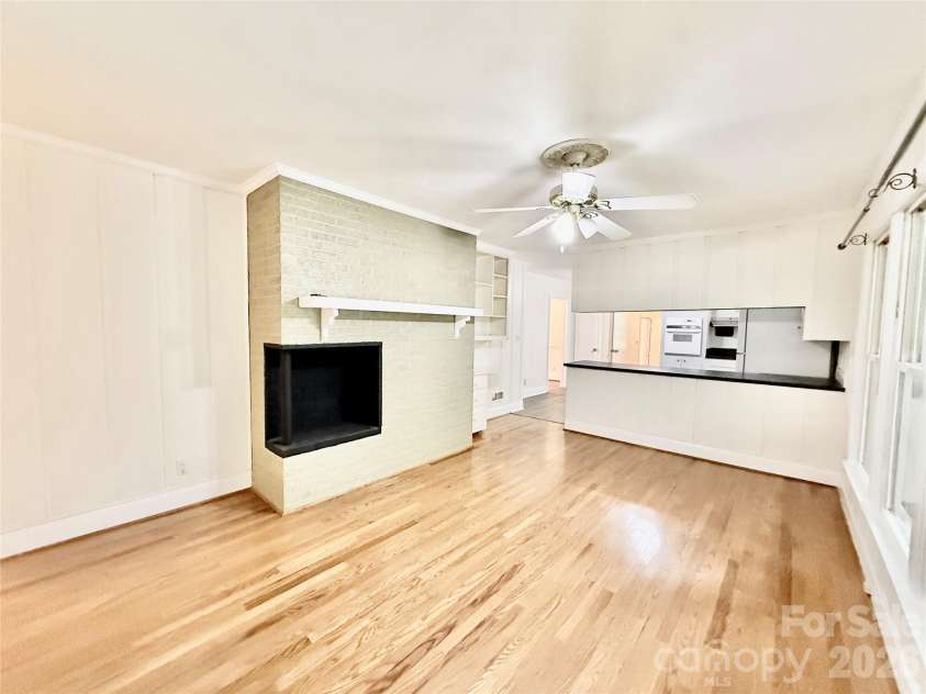 407 Pine Street, Fort Mill, SC 29715.  MLS# CAR4368625, YatesRealty ID 11875. 