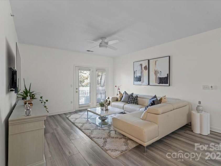 11839 Ridgeway Park Drive, Charlotte, NC 28277.  MLS# CAR4244554, YatesRealty ID 11876. 