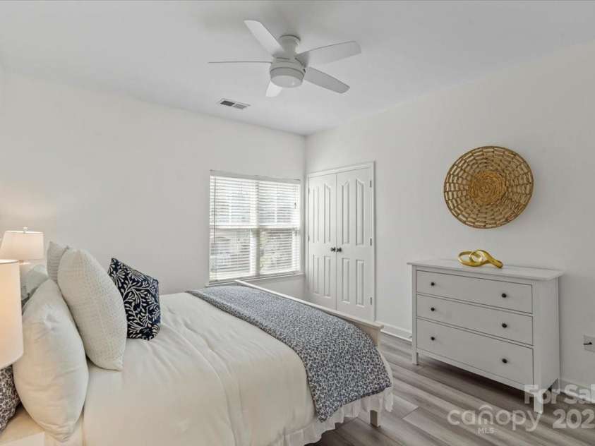 11839 Ridgeway Park Drive, Charlotte, NC 28277.  MLS# CAR4244554, YatesRealty ID 11876. 