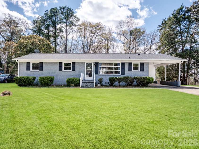 1309 Crestfield Drive, Lancaster, SC 29720.  MLS# CAR4358788, YatesRealty ID 11878. 