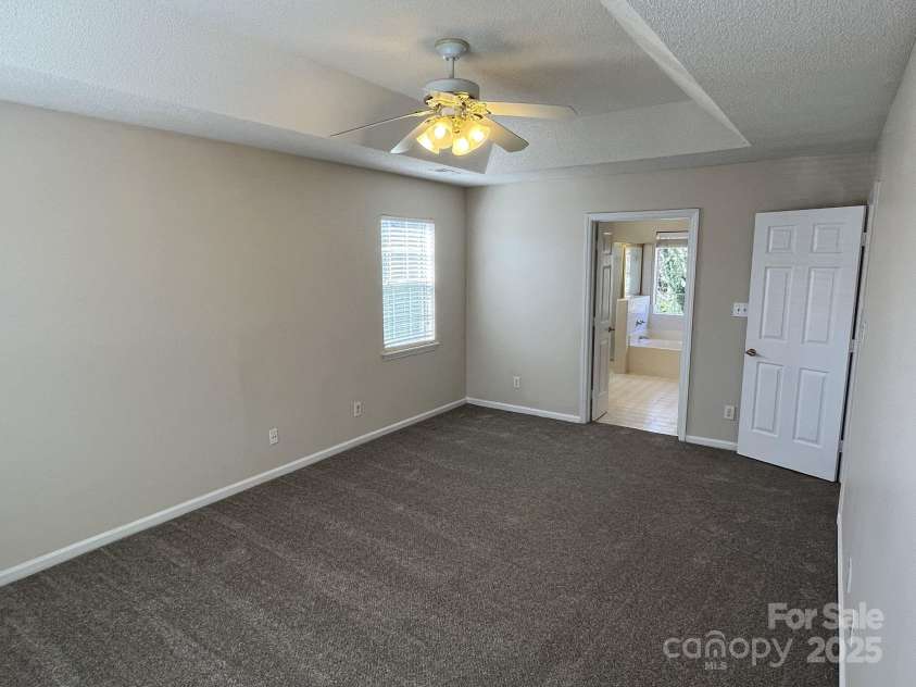 6827 Neuhoff Lane, Charlotte, NC 28269.  MLS# CAR4227183, YatesRealty ID 11879. 