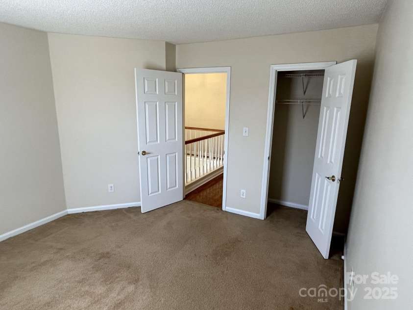 6827 Neuhoff Lane, Charlotte, NC 28269.  MLS# CAR4227183, YatesRealty ID 11879. 
