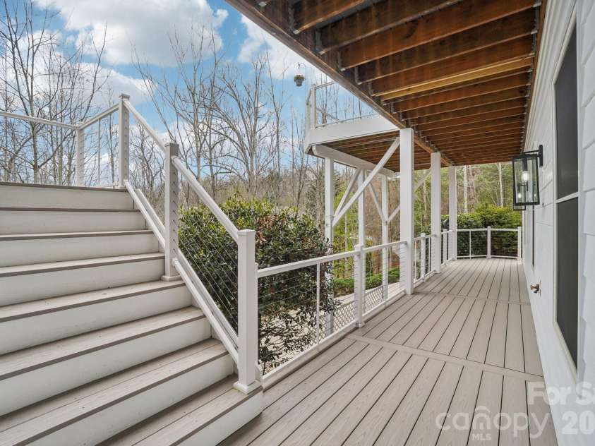 1409 Woodsong Drive, Hendersonville, NC 28791.  MLS# CAR4364982, YatesRealty ID 11881. 
