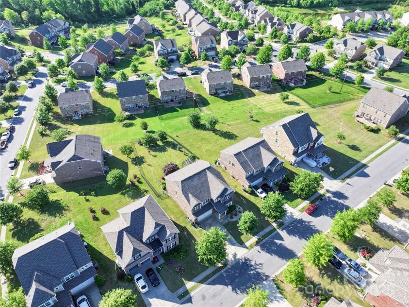 3424 Windstone Lane, Gastonia, NC 28056.  MLS# CAR4251155, YatesRealty ID 11881. 