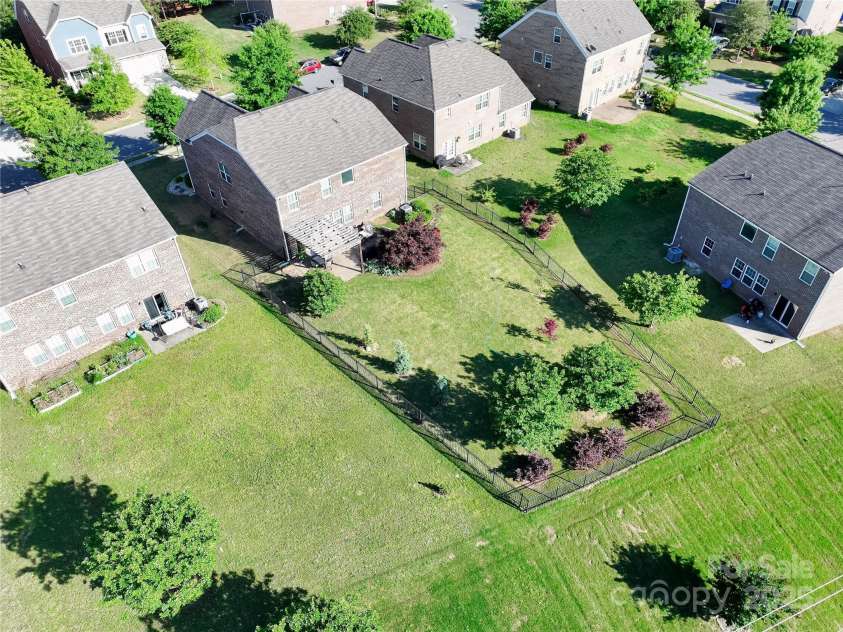 3424 Windstone Lane, Gastonia, NC 28056.  MLS# CAR4251155, YatesRealty ID 11881. 