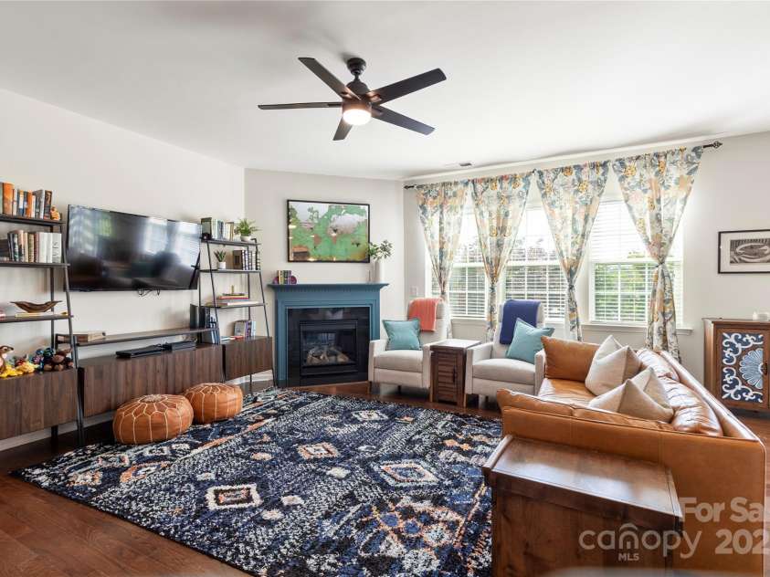 3424 Windstone Lane, Gastonia, NC 28056.  MLS# CAR4251155, YatesRealty ID 11881. Living Room