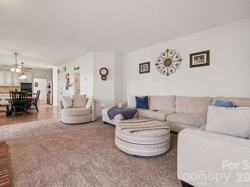 523 Whitehead Court, Fort Mill, SC 29708.  MLS# CAR4353967, YatesRealty ID 11882. 
