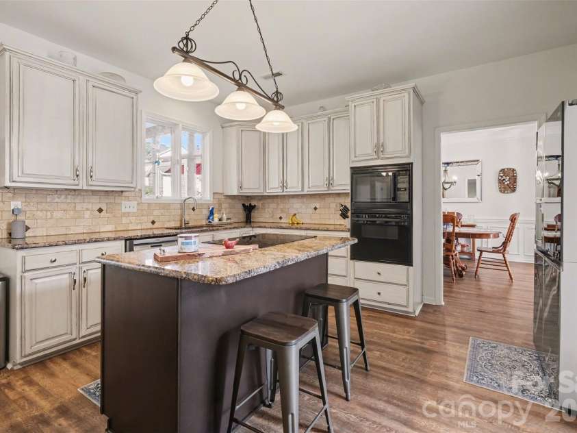 523 Whitehead Court, Fort Mill, SC 29708.  MLS# CAR4353967, YatesRealty ID 11882. 