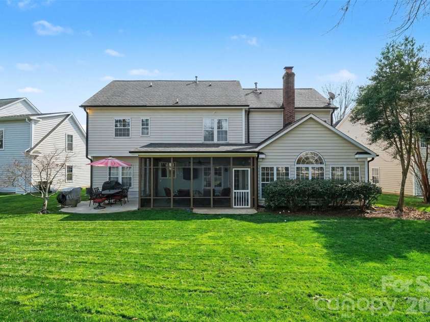 523 Whitehead Court, Fort Mill, SC 29708.  MLS# CAR4353967, YatesRealty ID 11882. 