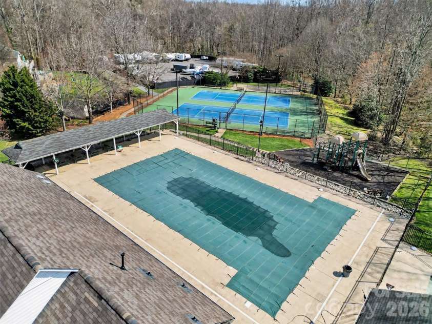 523 Whitehead Court, Fort Mill, SC 29708.  MLS# CAR4353967, YatesRealty ID 11882. 