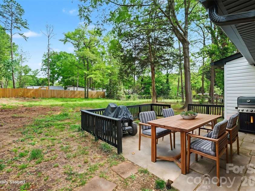10237 Cairnsmore Place, Mint Hill, NC 28227.  MLS# CAR4363397, YatesRealty ID 11883. Back patio