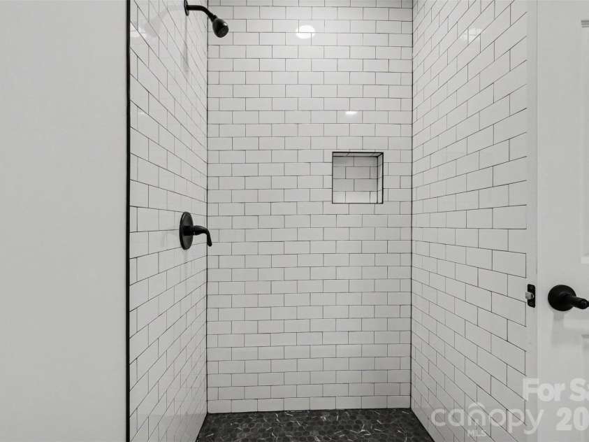 10237 Cairnsmore Place, Mint Hill, NC 28227.  MLS# CAR4363397, YatesRealty ID 11883. Hall bathroom