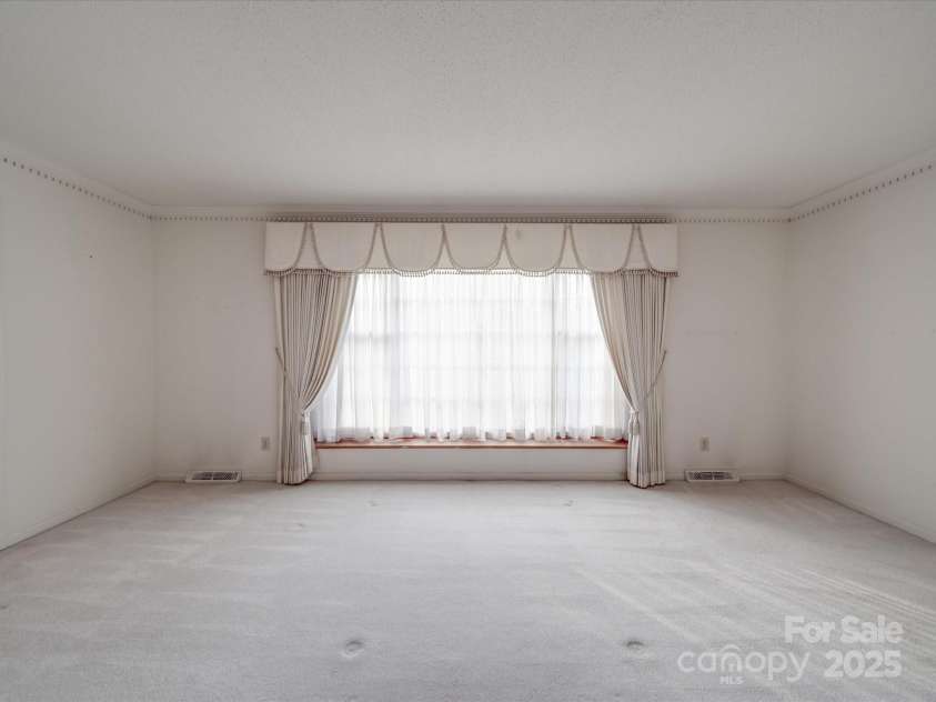 1604 Buckingham Avenue, Gastonia, NC 28054.  MLS# CAR4239764, YatesRealty ID 11888. 