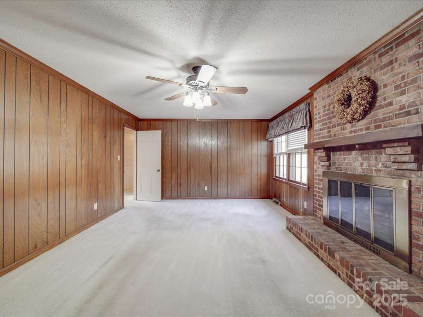1604 Buckingham Avenue, Gastonia, NC 28054.  MLS# CAR4239764, YatesRealty ID 11888. 