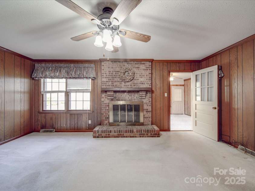 1604 Buckingham Avenue, Gastonia, NC 28054.  MLS# CAR4239764, YatesRealty ID 11888. 