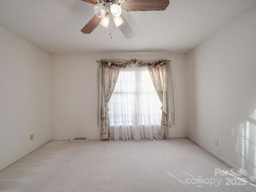1604 Buckingham Avenue, Gastonia, NC 28054.  MLS# CAR4239764, YatesRealty ID 11888. 