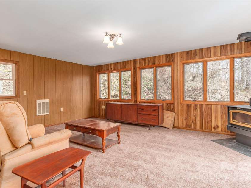 282 Vireo Lane, Waynesville, NC 28785.  MLS# CAR4196753, YatesRealty ID 11889. 