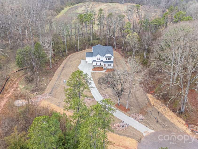 558 Edmunds Lane, Clover, SC 29710.  MLS# CAR4232686, YatesRealty ID 11890. 