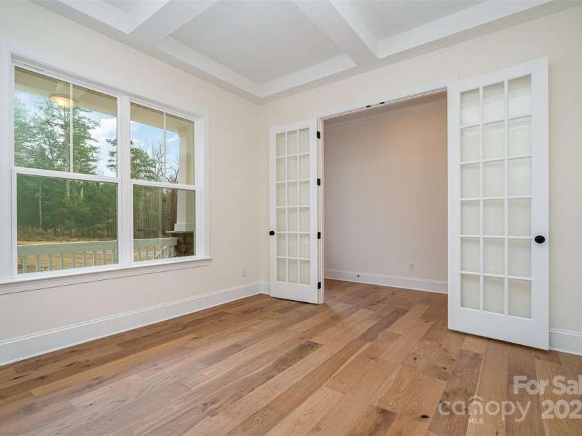 558 Edmunds Lane, Clover, SC 29710.  MLS# CAR4232686, YatesRealty ID 11890. 