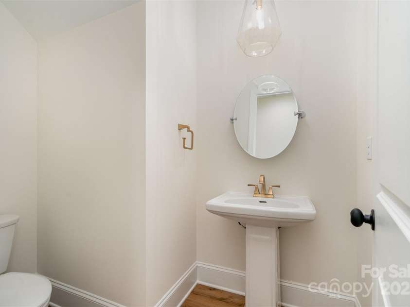 558 Edmunds Lane, Clover, SC 29710.  MLS# CAR4232686, YatesRealty ID 11890. 