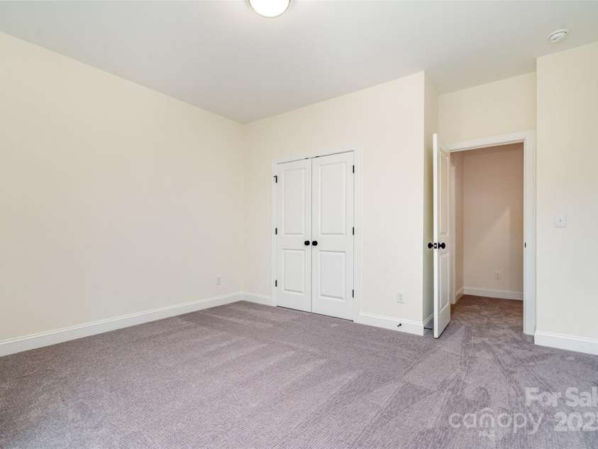 558 Edmunds Lane, Clover, SC 29710.  MLS# CAR4232686, YatesRealty ID 11890. 