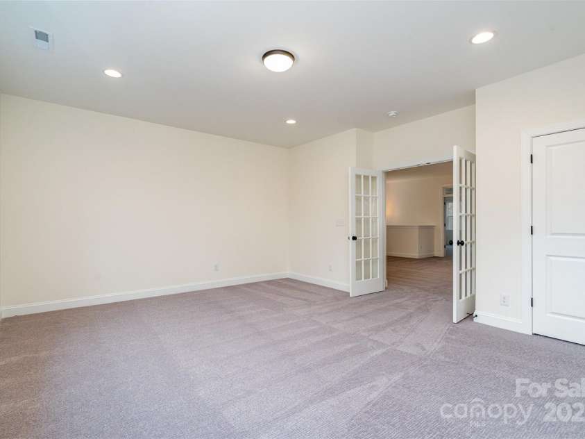 558 Edmunds Lane, Clover, SC 29710.  MLS# CAR4232686, YatesRealty ID 11890. 