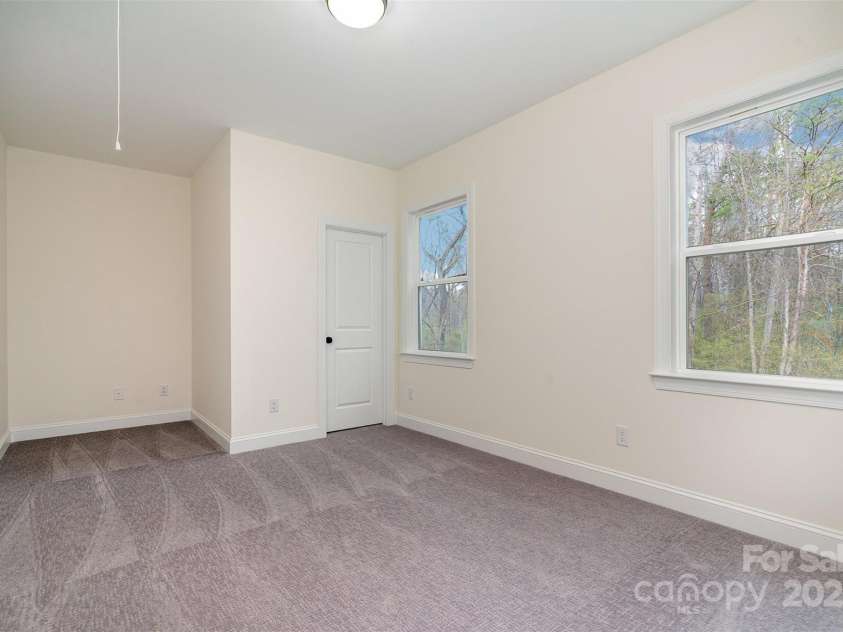 558 Edmunds Lane, Clover, SC 29710.  MLS# CAR4232686, YatesRealty ID 11890. 