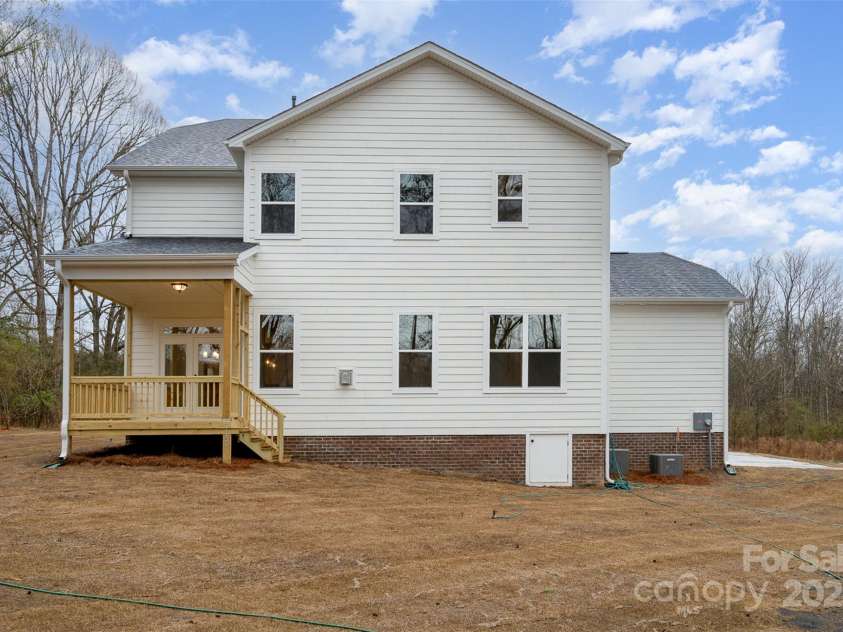 558 Edmunds Lane, Clover, SC 29710.  MLS# CAR4232686, YatesRealty ID 11890. 