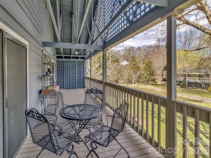 69 Tri Vista Drive, Lake Junaluska, NC 28745.  MLS# CAR4355046, YatesRealty ID 11890. 