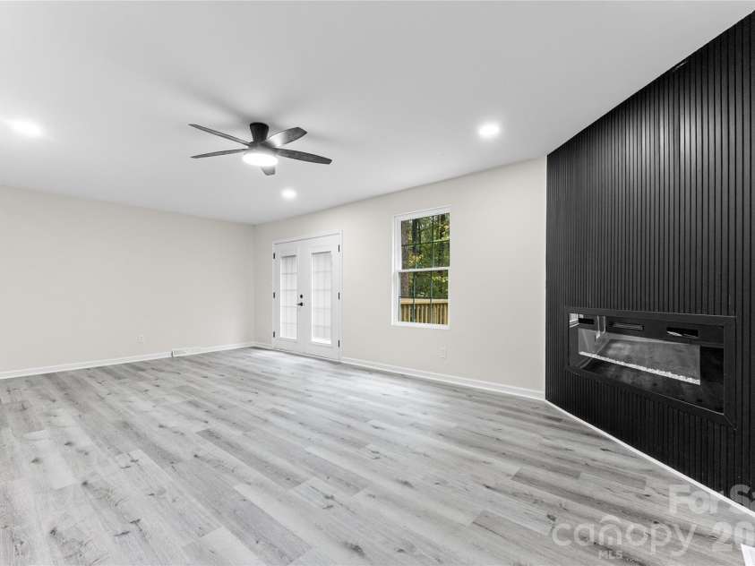 8608 Willhill Road, Mint Hill, NC 28227.  MLS# CAR4346326, YatesRealty ID 11891. 