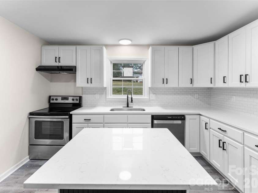 8608 Willhill Road, Mint Hill, NC 28227.  MLS# CAR4346326, YatesRealty ID 11891. 
