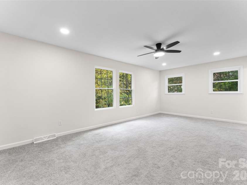 8608 Willhill Road, Mint Hill, NC 28227.  MLS# CAR4346326, YatesRealty ID 11891. 