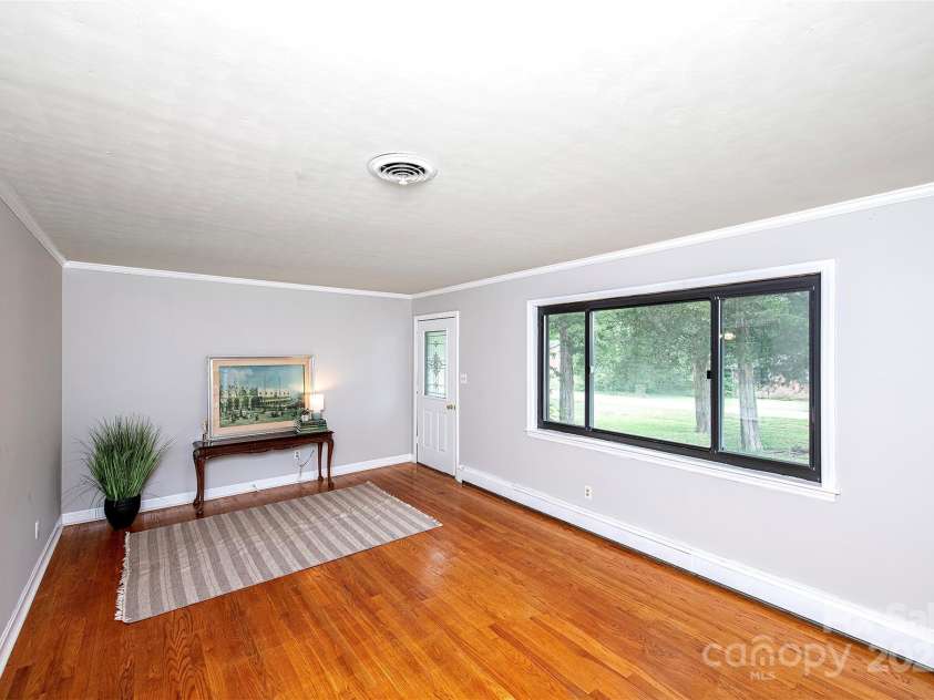 134 Piedmont Drive, Kannapolis, NC 28081.  MLS# CAR4247129, YatesRealty ID 11892. 