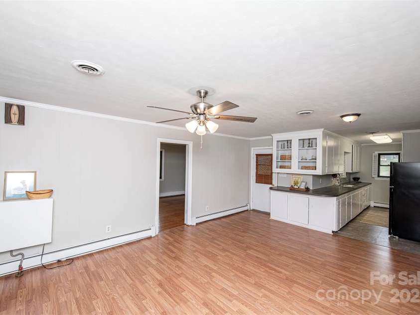 134 Piedmont Drive, Kannapolis, NC 28081.  MLS# CAR4247129, YatesRealty ID 11892. 