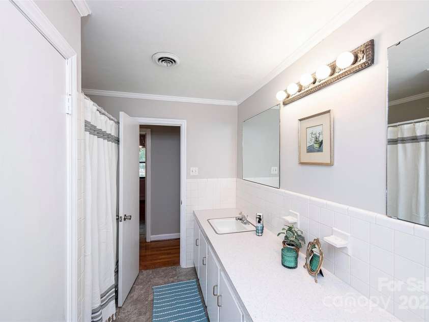 134 Piedmont Drive, Kannapolis, NC 28081.  MLS# CAR4247129, YatesRealty ID 11892. 