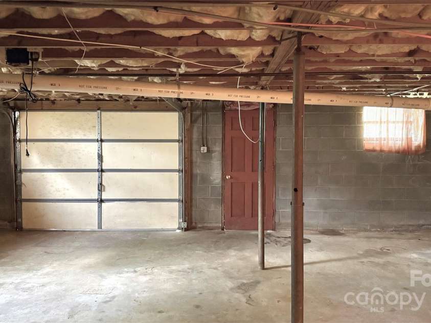 134 Piedmont Drive, Kannapolis, NC 28081.  MLS# CAR4247129, YatesRealty ID 11892. 