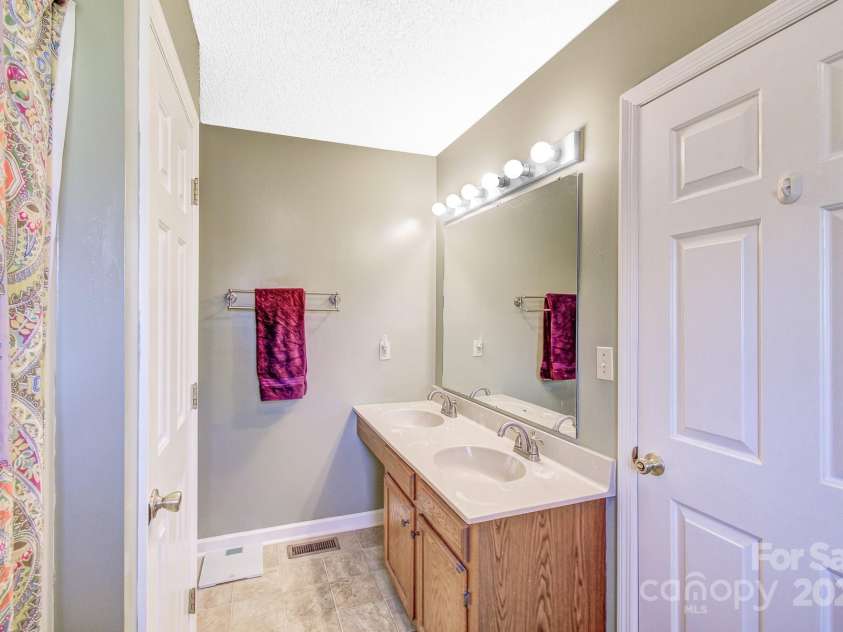 108 Kyfields None, Weaverville, NC 28787.  MLS# CAR4239364, YatesRealty ID 11893. 