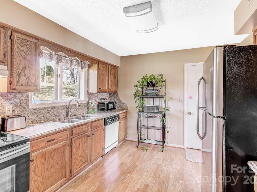 108 Kyfields None, Weaverville, NC 28787.  MLS# CAR4239364, YatesRealty ID 11893. 