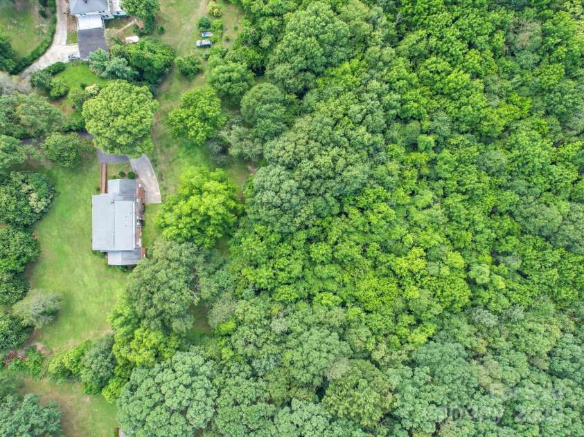 1506 Dallas Cherryville Highway, Dallas, NC 28034.  MLS# CAR4153907, YatesRealty ID 11894. 