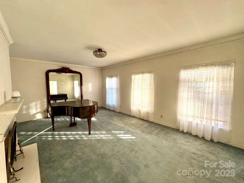 1506 Dallas Cherryville Highway, Dallas, NC 28034.  MLS# CAR4153907, YatesRealty ID 11894. 