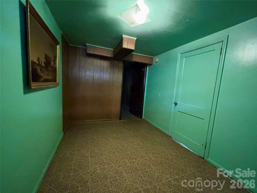 71 Balm Grove Avenue, Asheville, NC 28806.  MLS# CAR4366800, YatesRealty ID 11894. Basement