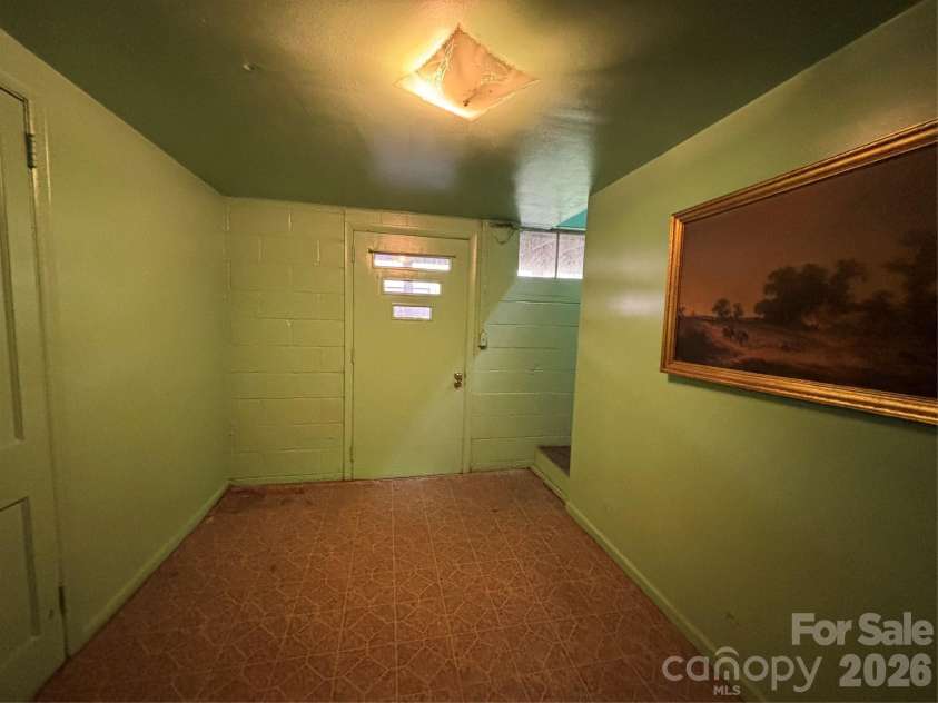 71 Balm Grove Avenue, Asheville, NC 28806.  MLS# CAR4366800, YatesRealty ID 11894. Basement