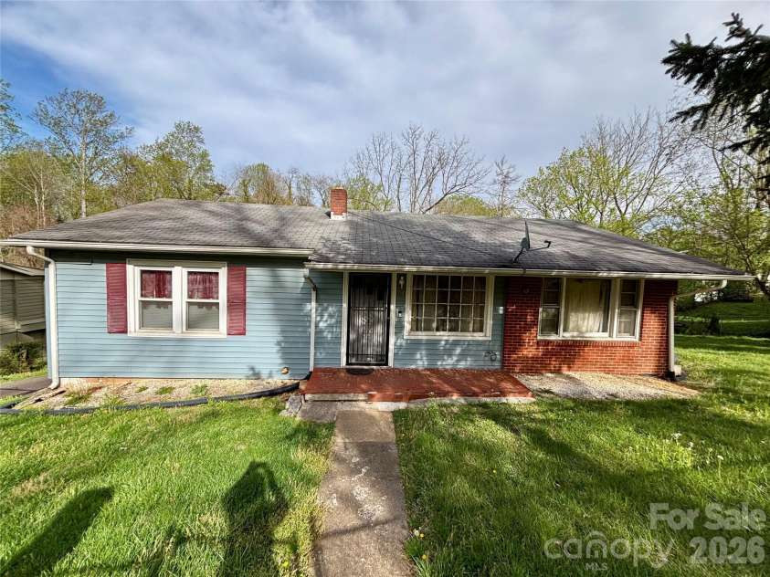 71 Balm Grove Avenue, Asheville, NC 28806.  MLS# CAR4366800, YatesRealty ID 11894. Front