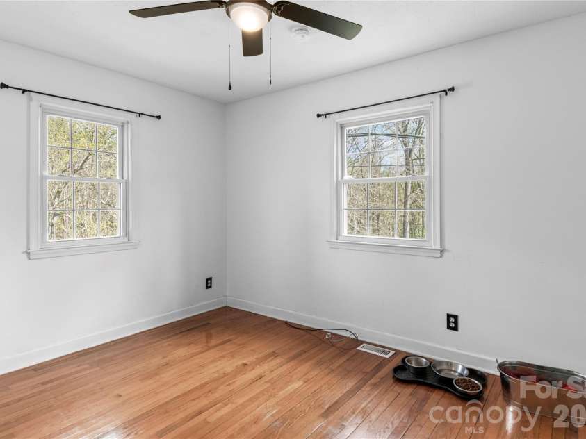 239 Harris Avenue, Elkin, NC 28621.  MLS# CAR4367161, YatesRealty ID 11895. 